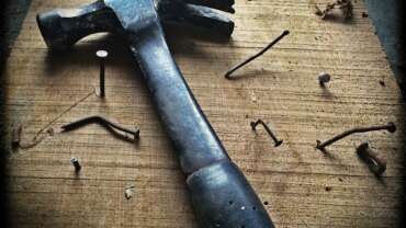 5 DIY Ways To Add Some Life To Boring Windows